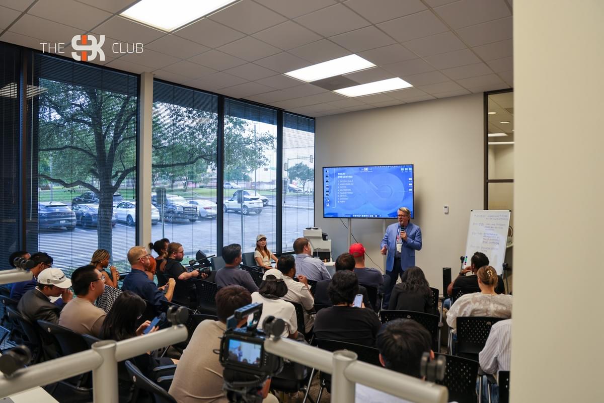 The 9K Club founder community learning together
